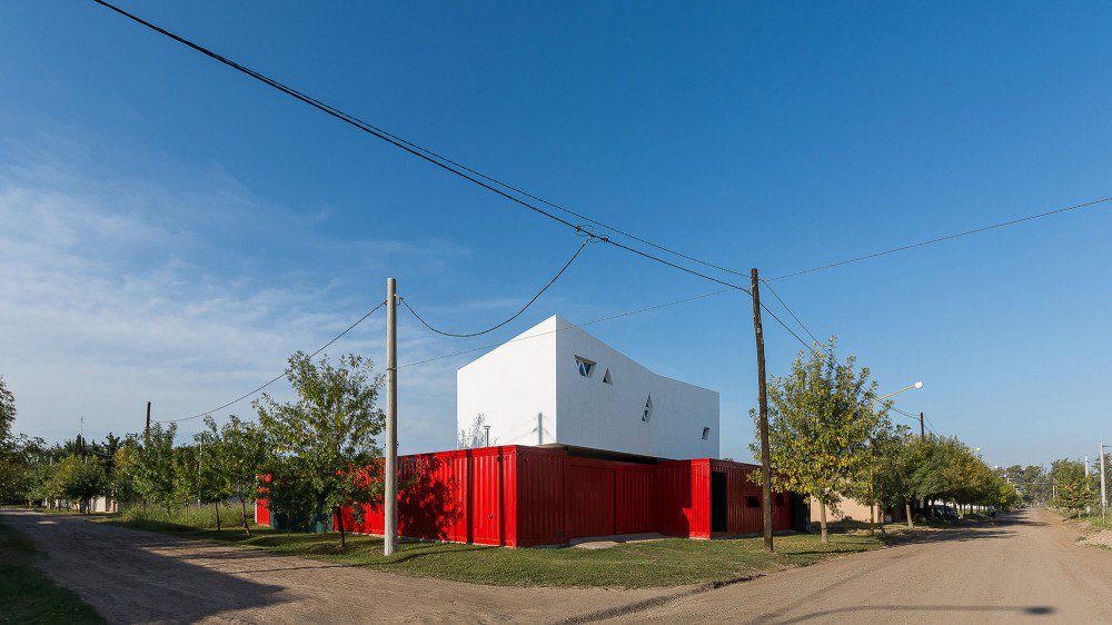 container-dom-1.jpg